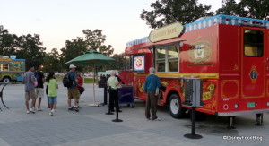 Downtown-Disney-Food-Trucks-15