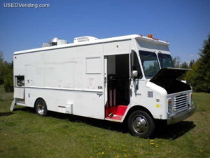 step-van-food-truck-cafe